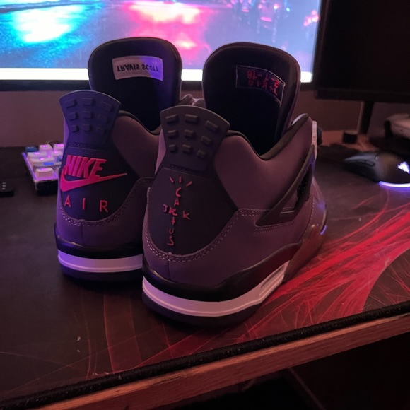 SOLD - Picture 2 of 6